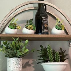 SHELF AND ALL DECOR 