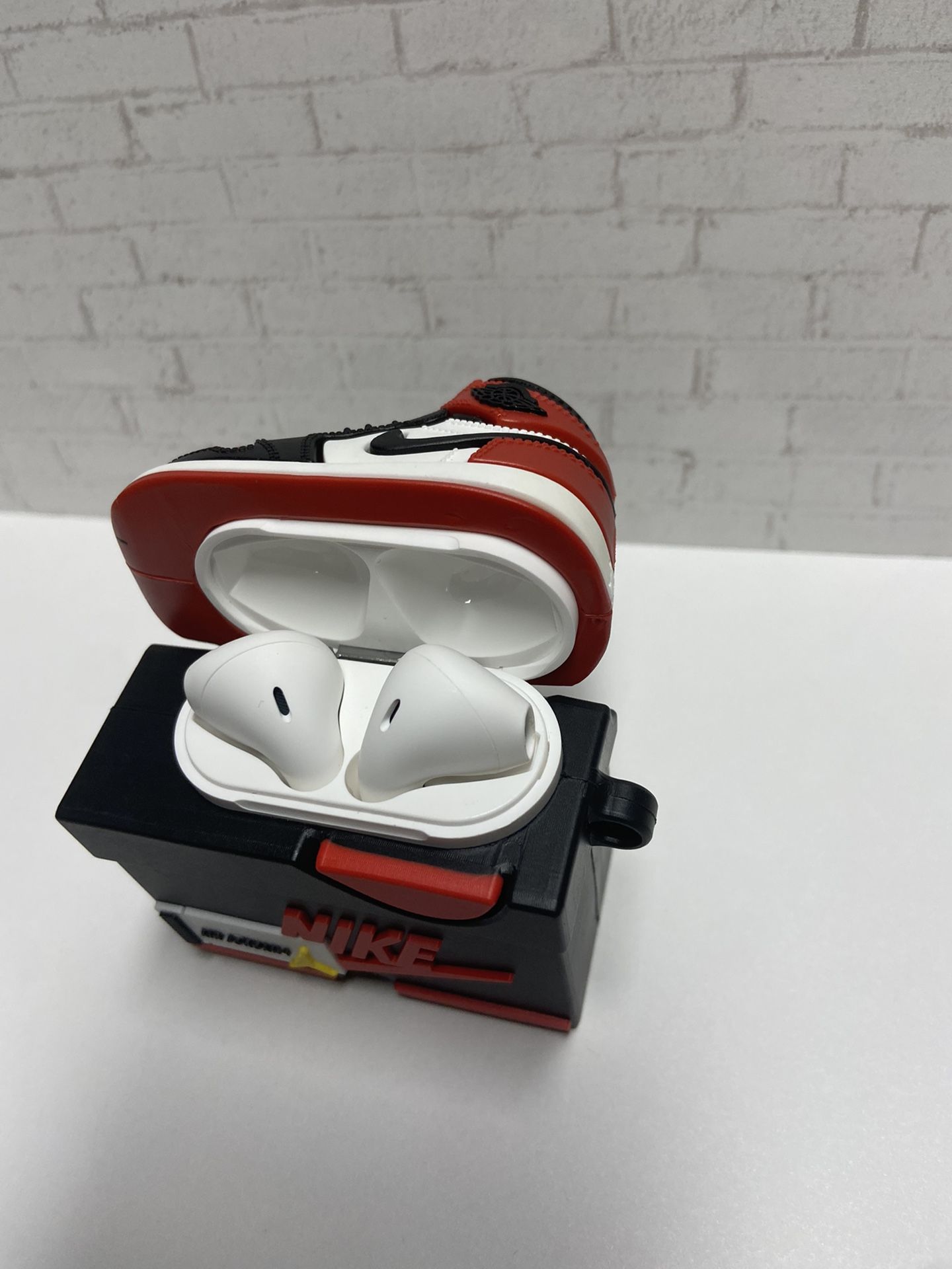 Jordan 4 Airpod Case Red White Black - iCaseLand