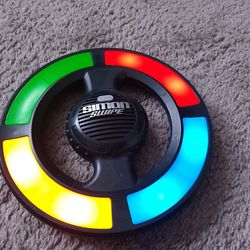 Modern Simon Swipe! Amazing lights and sound!