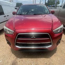 2014 Mitsubishi Outlander!!! 2,600 Down Payment!!! We Finance!!!