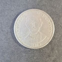 Vintage 1979 25 Centavous Piece