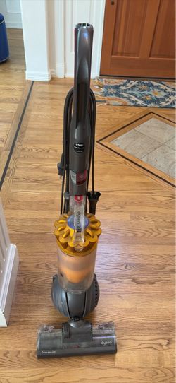 Dyson Ball Upright Vacuum Cleaner dc 40