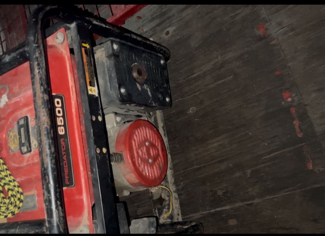 Predator Generator 6500