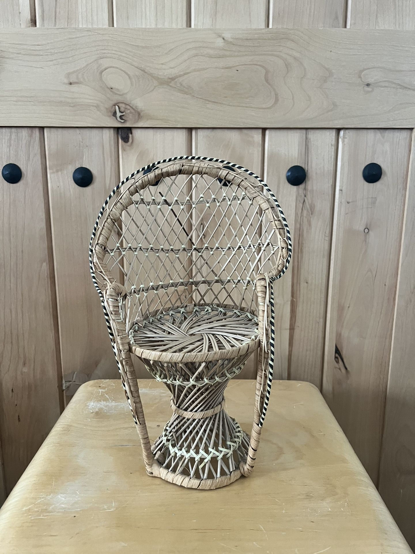 Wicker Rattan 12” Plant Stand Peacock Chair Boho Chic No Cracks In Wicker Chair