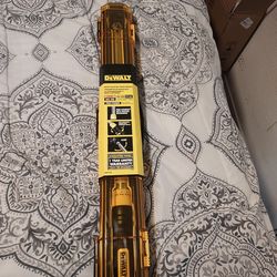 Dewalt torque wrench 1/2