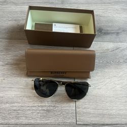 Burberry BE3148 Gold Aviator Sunglasses – Authentic, Made in Italy