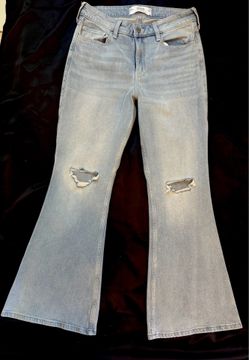 Hollister high rise flare leg jeans - waist size 30