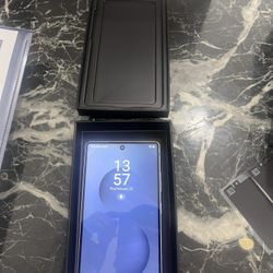 SAMSUNG GALAXY S25 ULTRA 