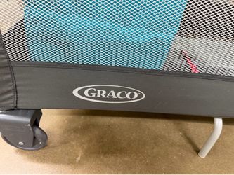 Graco - Play Pin