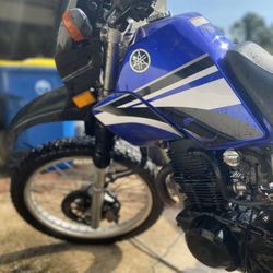 2006 Yamaha Xt225