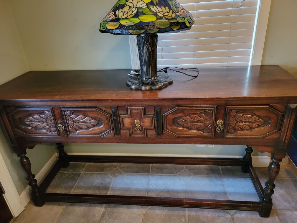 Buffet Table