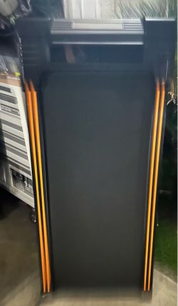 Walking pad and really good condition I use some a couple times