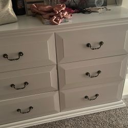 White Chest/Dresser