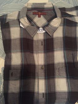 7 for all Mankind Men’s button up. Size S