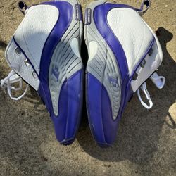 Reebok Iverson Answer IV “Kobe Bryant” Size 10.5