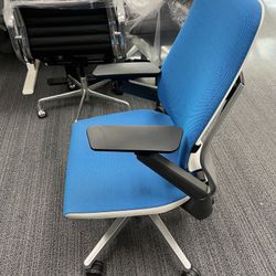 Gesture Ergonomic chair from SteelCase 