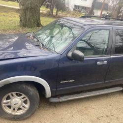 2002 Ford Explorer