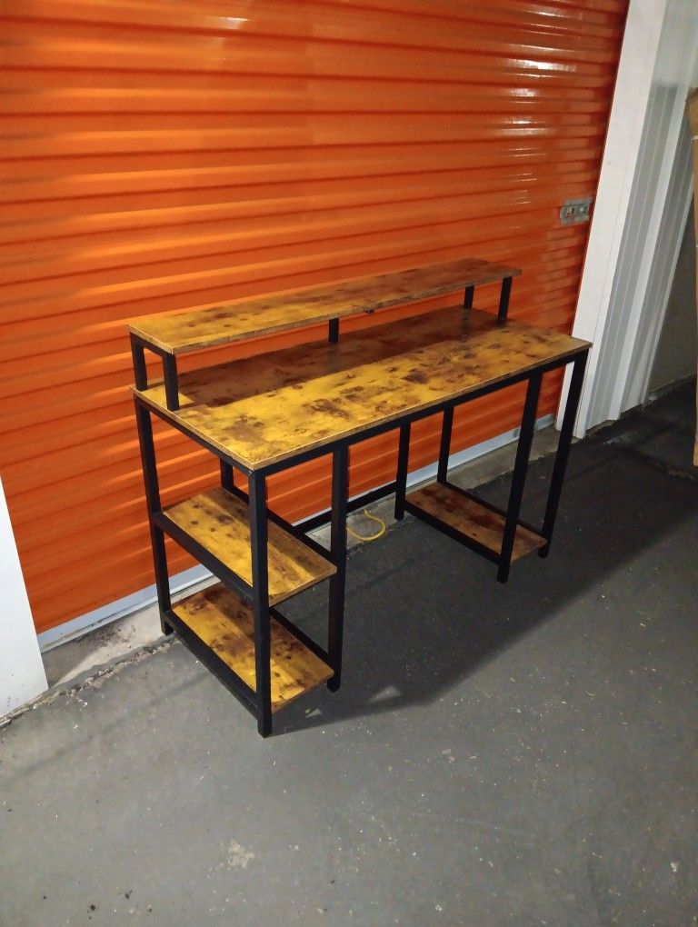 Wooden Desk 