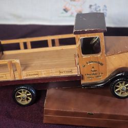 Vintage Wooden Ghirardelli Truck