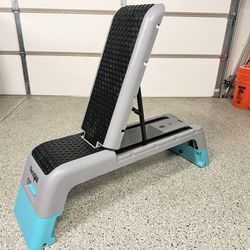 Workout/Aerobic Adjustable Bench