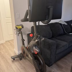 Peloton PL01 Stationary Exercise Bike