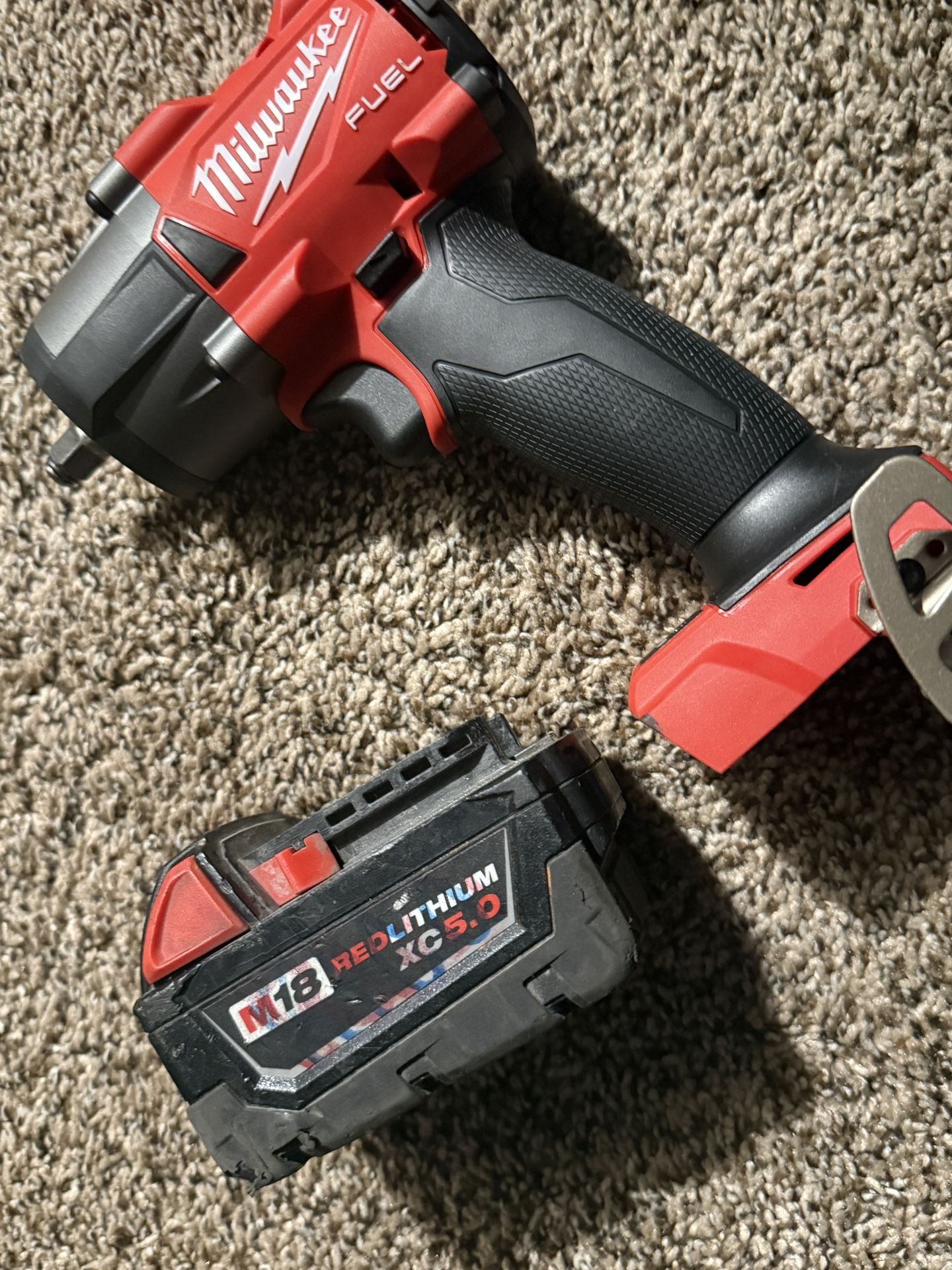 Milwaukee 3/8 Impact With 5.0 Battery