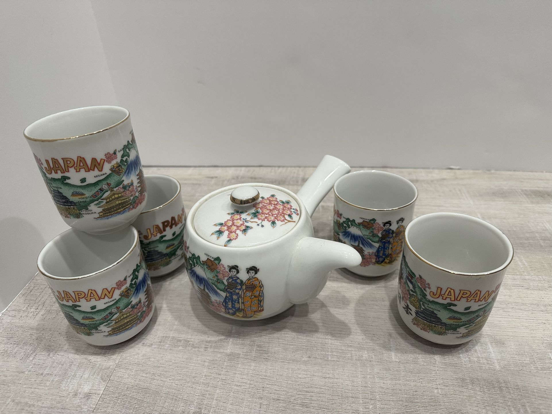 JAPAN Vintage Porcelain Tea Set