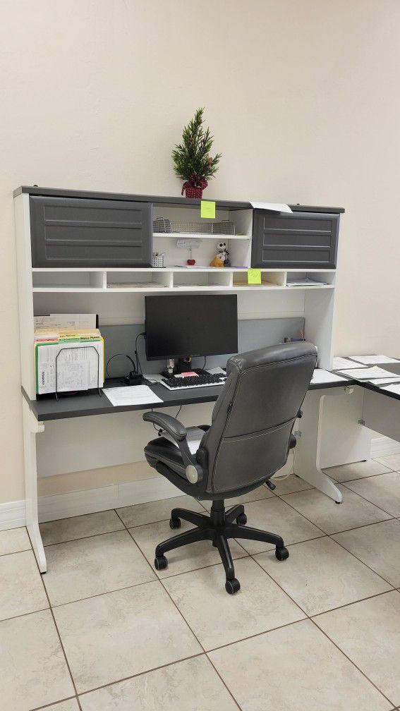 L Shape Executive Desk With Hutch &file Cabinet