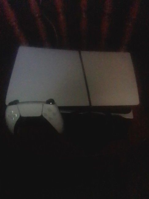 PS5 Slim With Controller New
