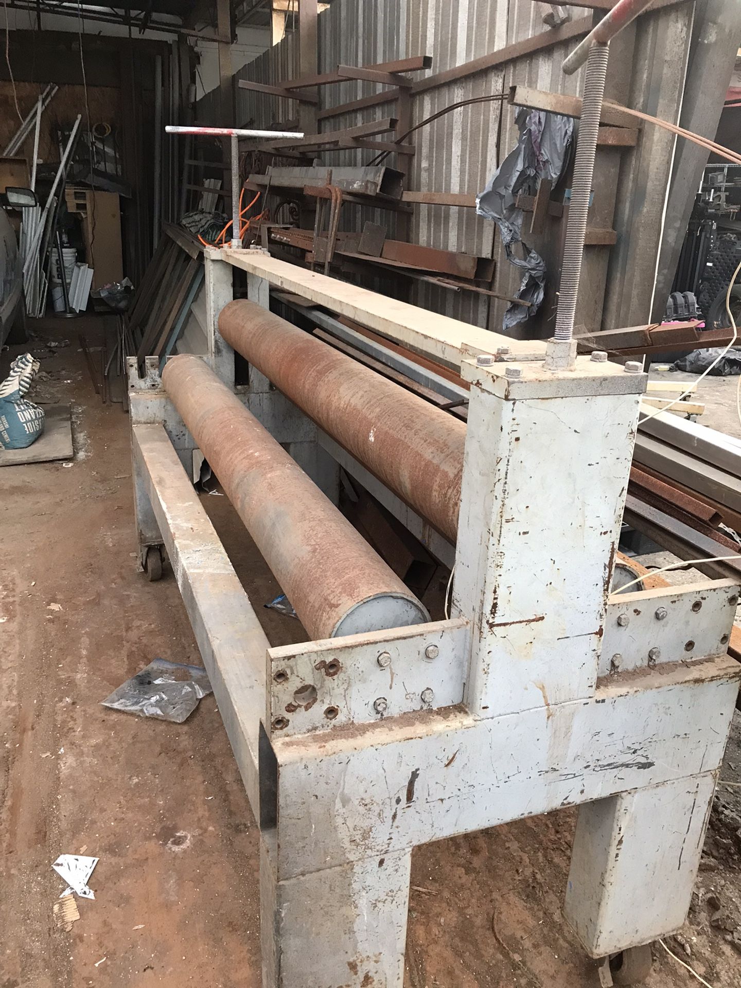 Large Steel Iron Bender Roller Iron Work