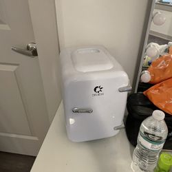 Make Up Tiny Fridge