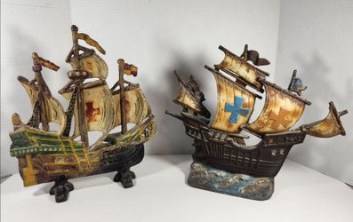 LOT OF 2 VINTAGE CAST IRON NAUTICAL DOOR STOP SHIPS