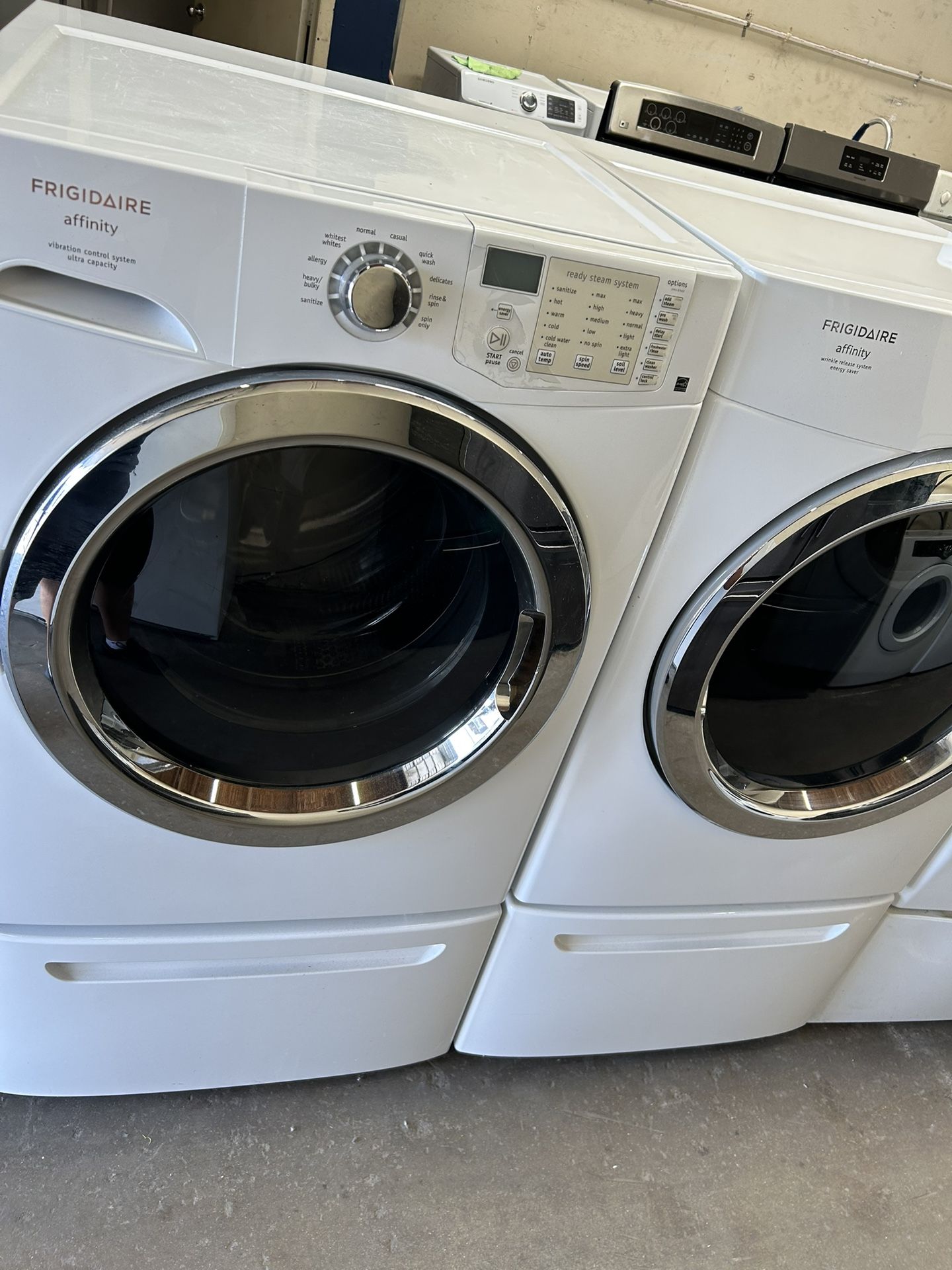 Fridgider Front Load Washer And Dryer Set