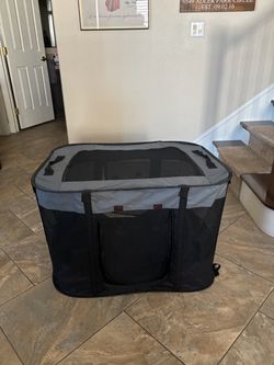 Mesh dog crate