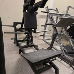 Nebula V SQUAT Commercial Gym Equipment Exercise Fitness Plate Loaded Weight Machine