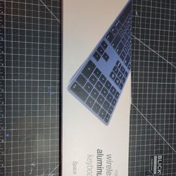 Matias Wireless Aluminum Keyboard