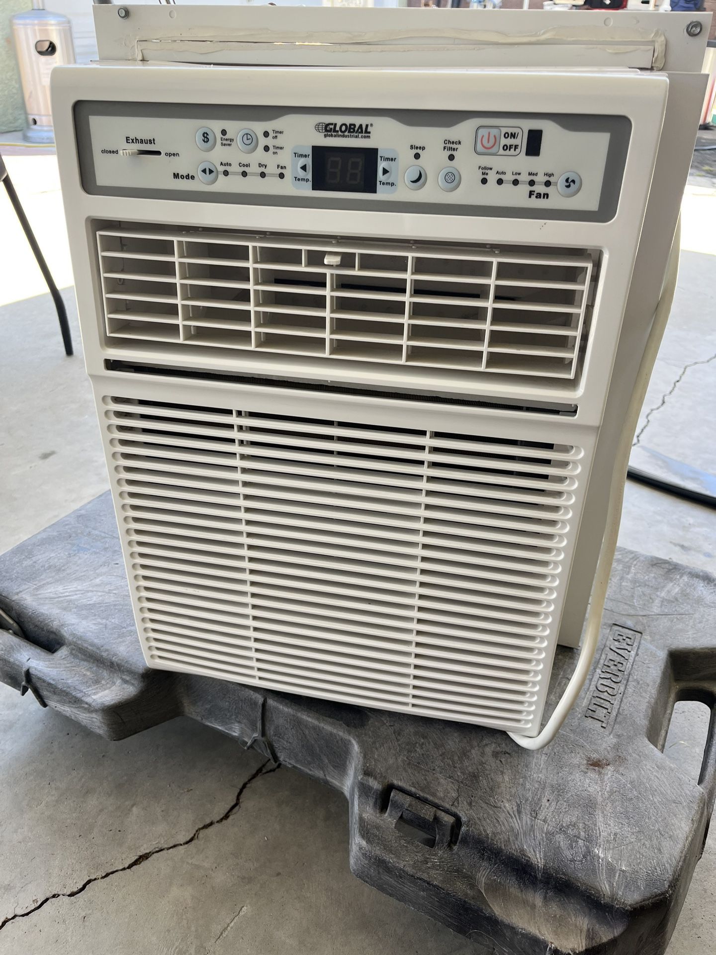 Window AC Unit