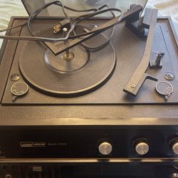 Record Player 