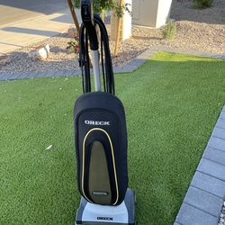 Oreck XL vacuum