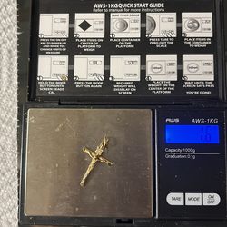 14k gold Jesus Christ pendant