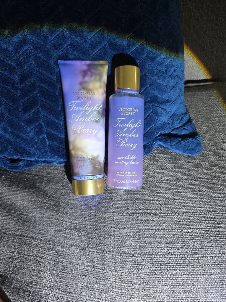 Victoria's Secret Body Fragrance
New Twilight Amber Berry Fragrance Mist and Lotion Duo