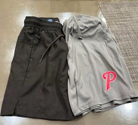 Men’s shorts size small $5 each