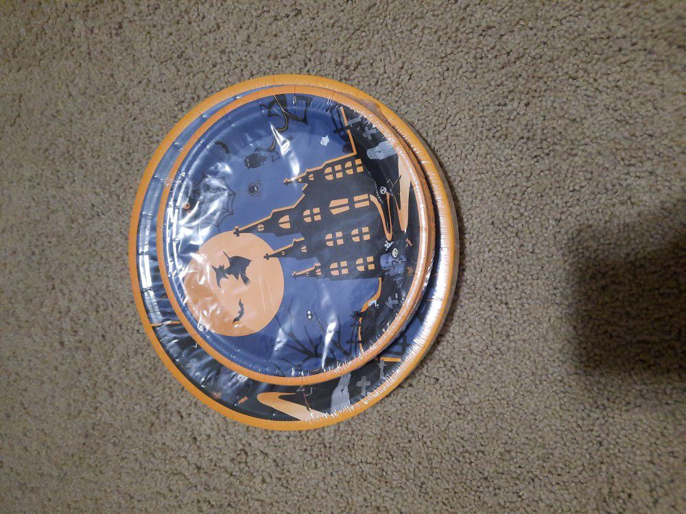 Halloween Plates Table Cover 