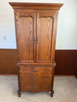 Oak Wood Armoire with Drawers