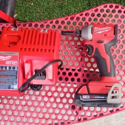 Milwaukee M18 Impact 1/4 Hex Like New Kit Complete $75