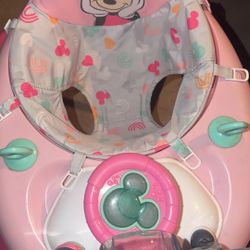 Minnie Mouse Walker 