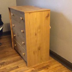 4 Drawer Dresser