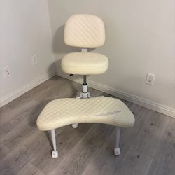 Cross Legged Office Chair, ADHD Chair with Wider Footrest and Wheels