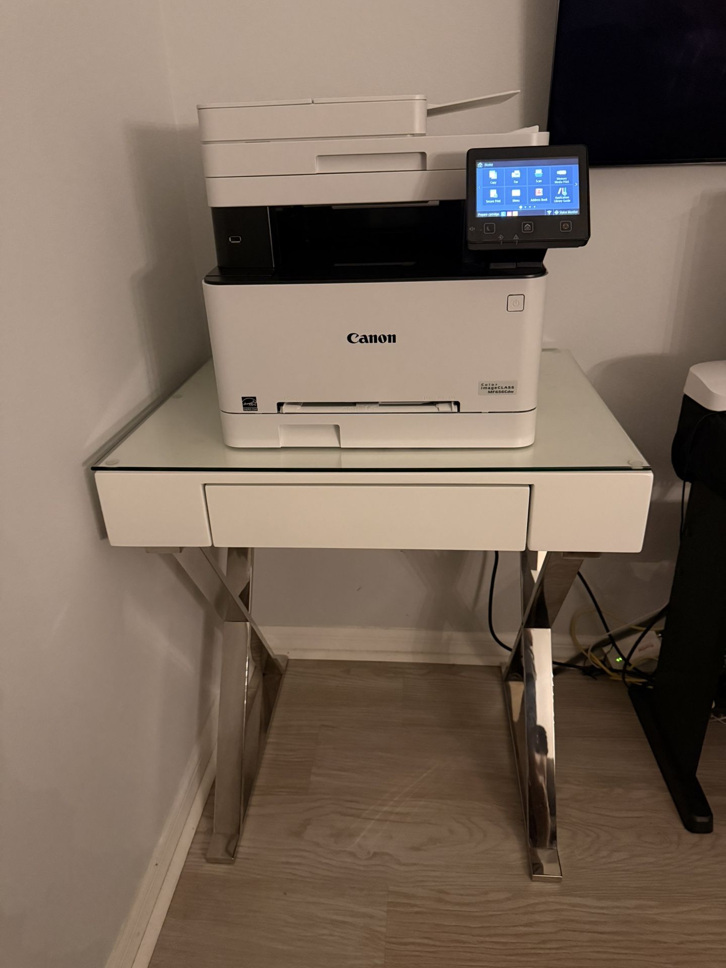 Beautiful White Lacquer Desk