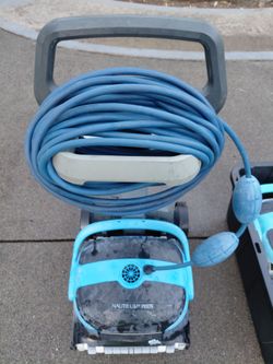 Dolphin Nautilus CC Plus Robotic Pool Cleaner with Caddy & Power Supply